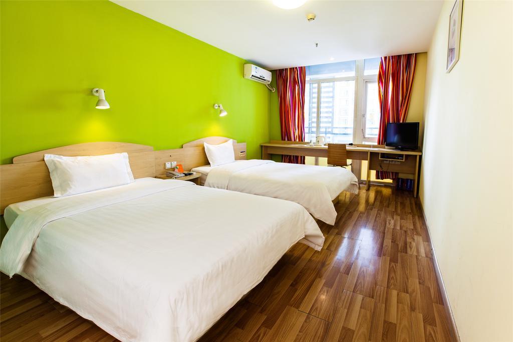 7Days Inn Guilin Zhengyang Road Pedestrain Street Kuej-lin Exteriér fotografie